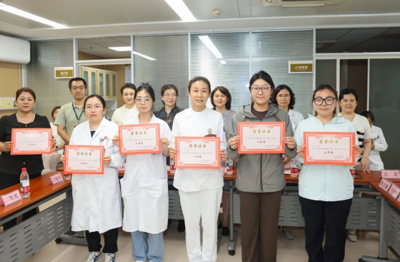 “关爱职工 体验国粹”——我院举办中医国粹文化体验暨职工健康生活方式沙龙 “关爱职工 体验国粹”——我院举办中医国粹文化体验暨职工健康生活方式沙龙